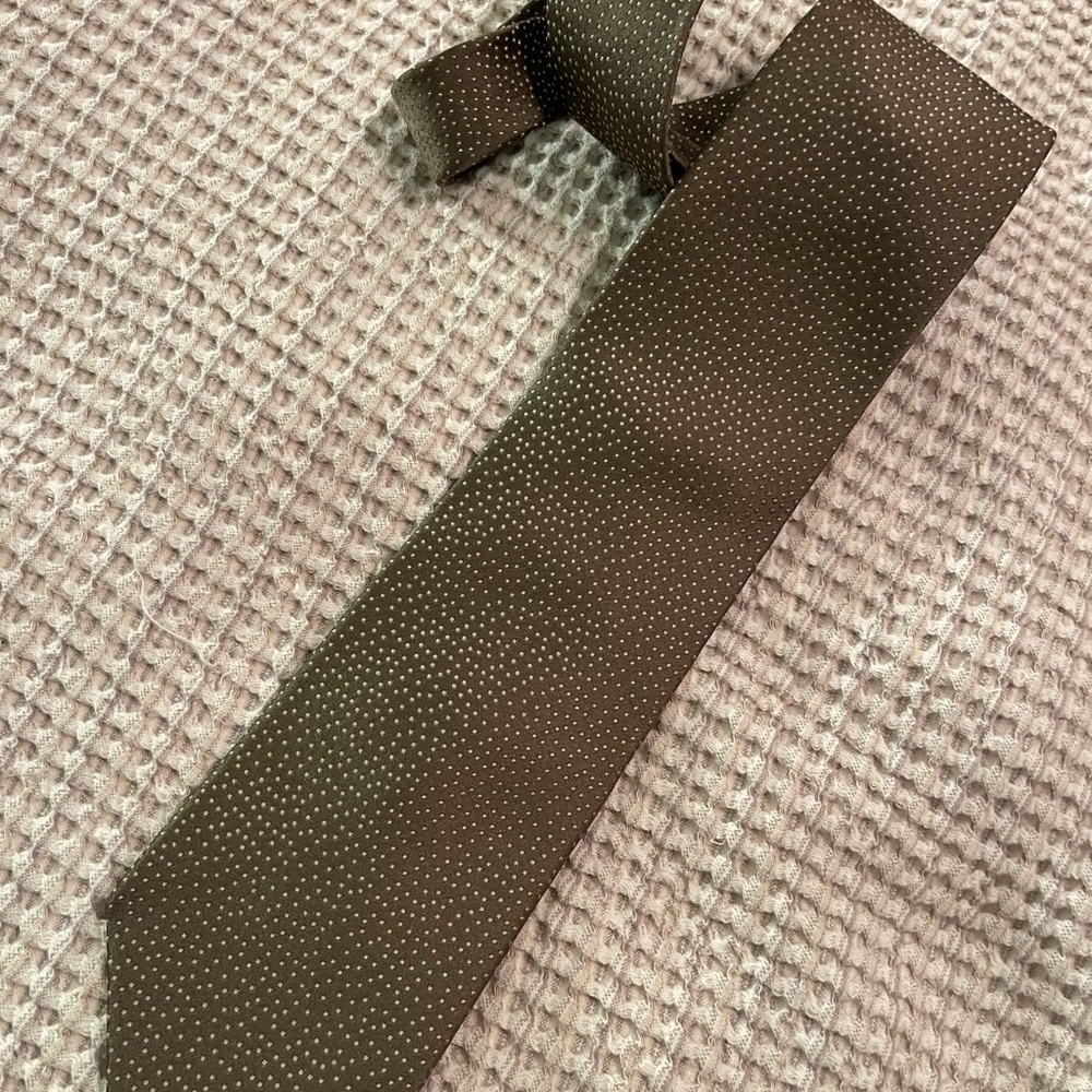 Ike Behar Champagne Tie with light dots